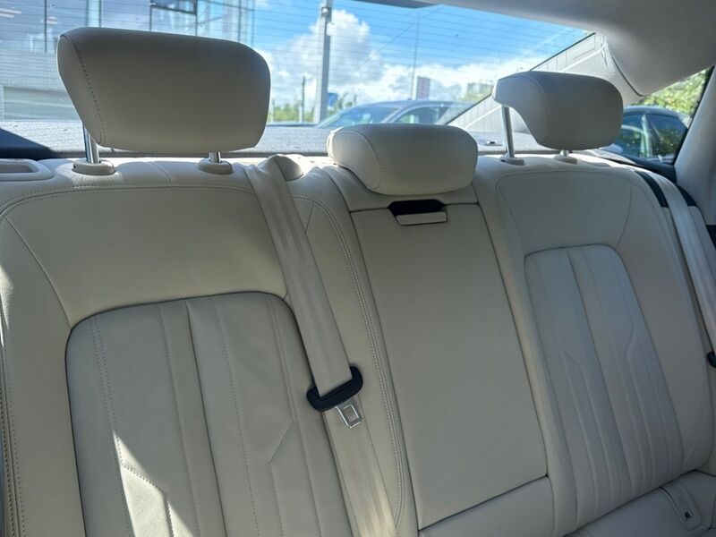 More views of Audi A6