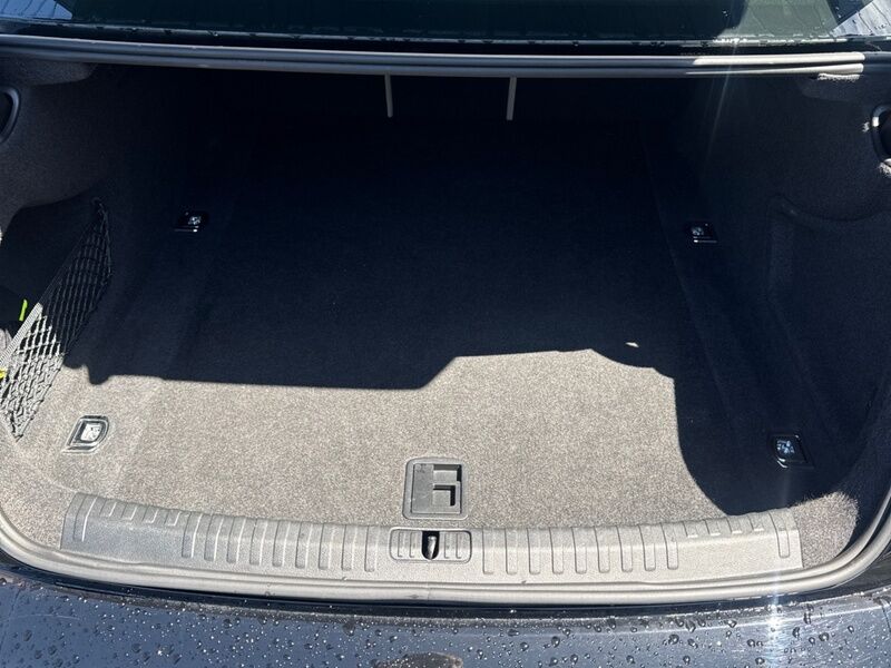 More views of Audi A6