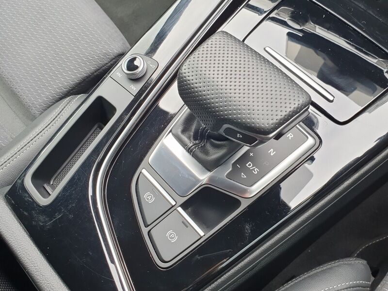 More views of Audi A4