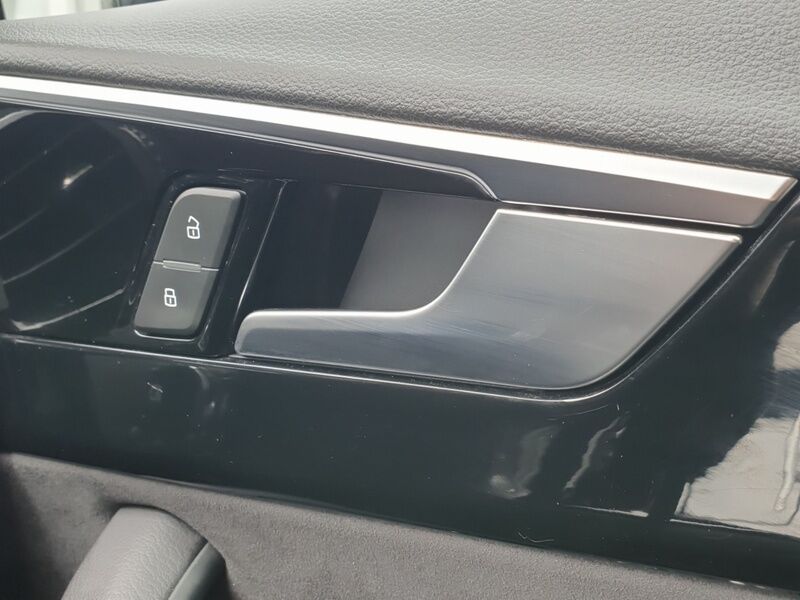 More views of Audi A4