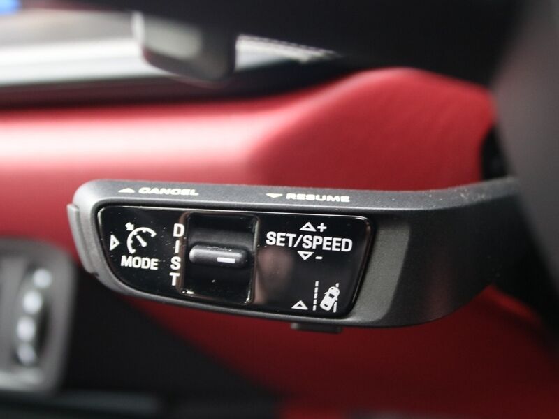 More views of Porsche 911