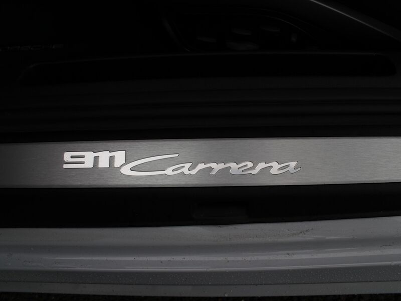More views of Porsche 911