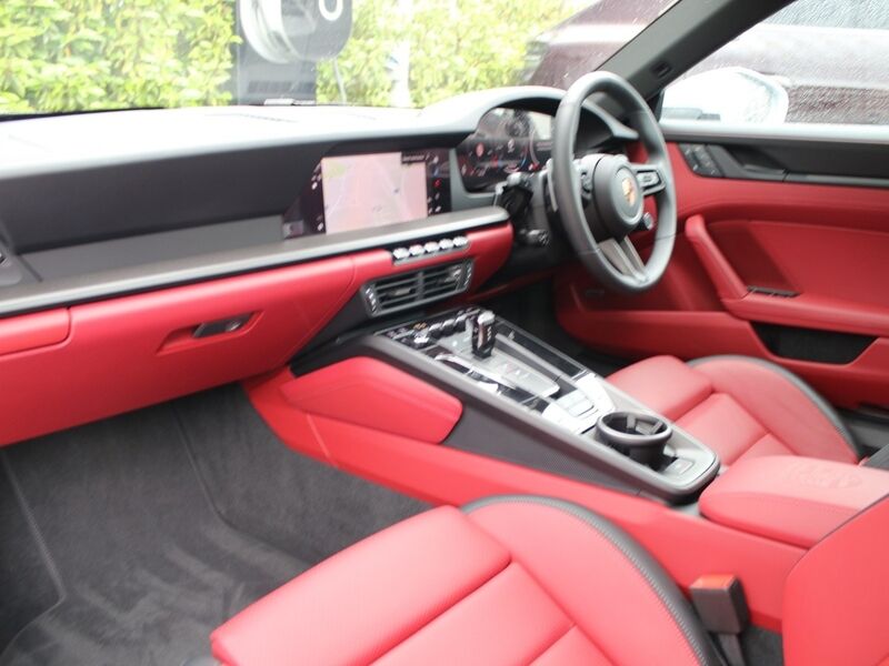 More views of Porsche 911