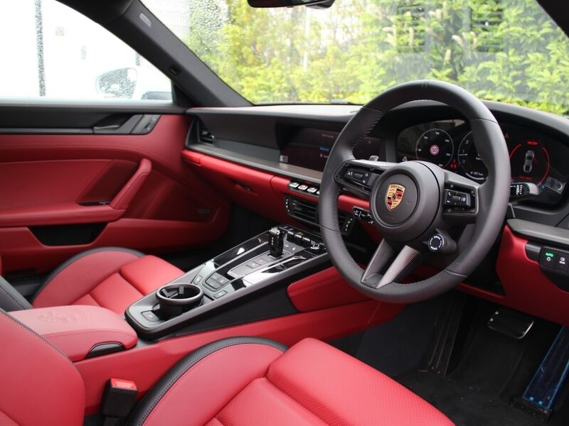 More views of Porsche 911