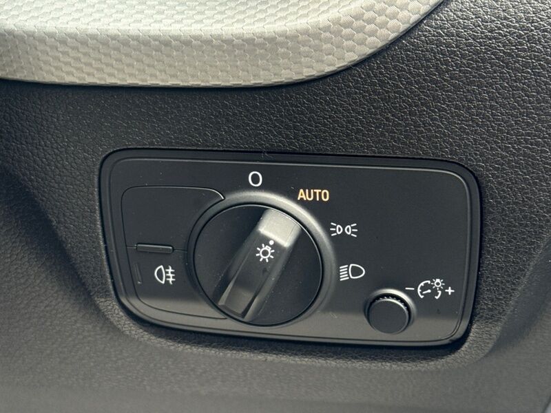 More views of Audi Q2