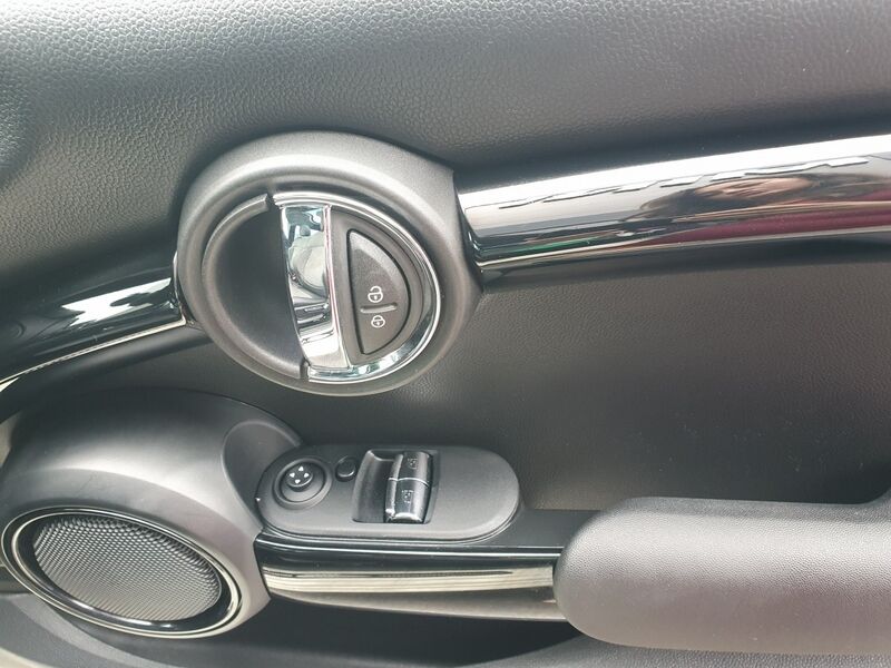 More views of Mini Cooper