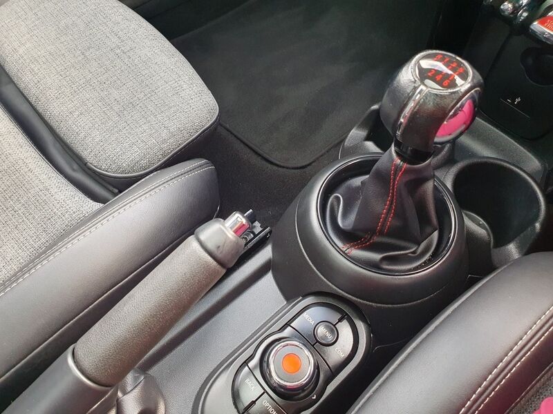 More views of Mini Cooper