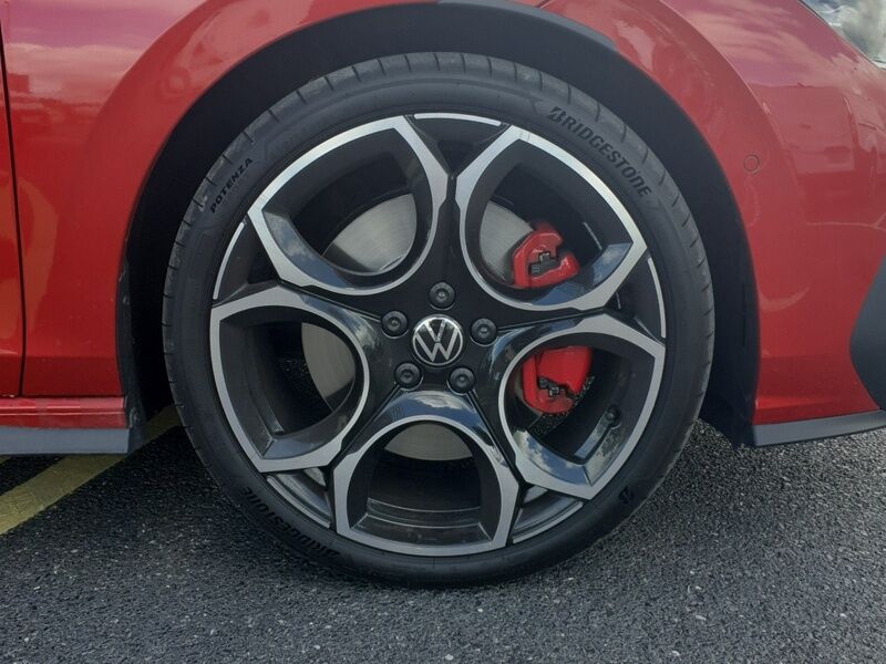 More views of Volkswagen Golf