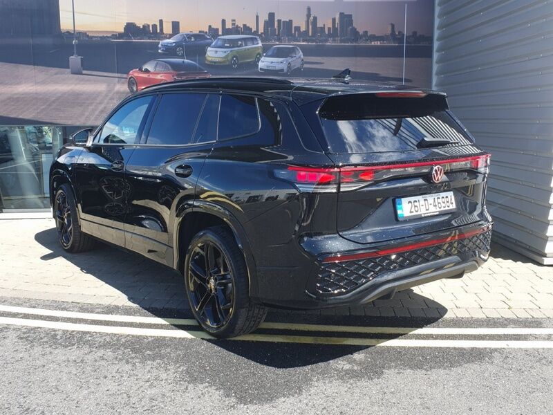 More views of Volkswagen Tayron