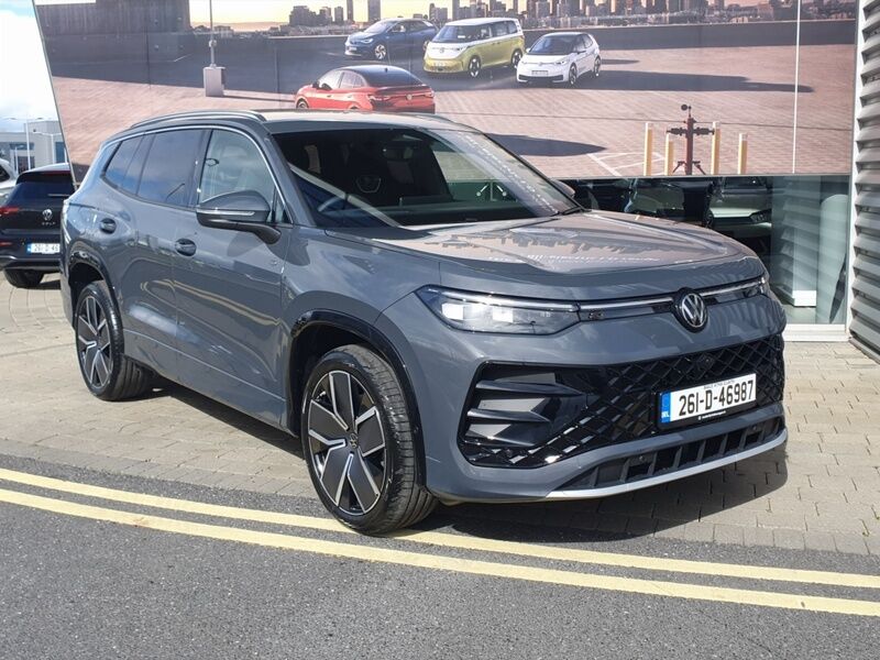 More views of Volkswagen Tayron