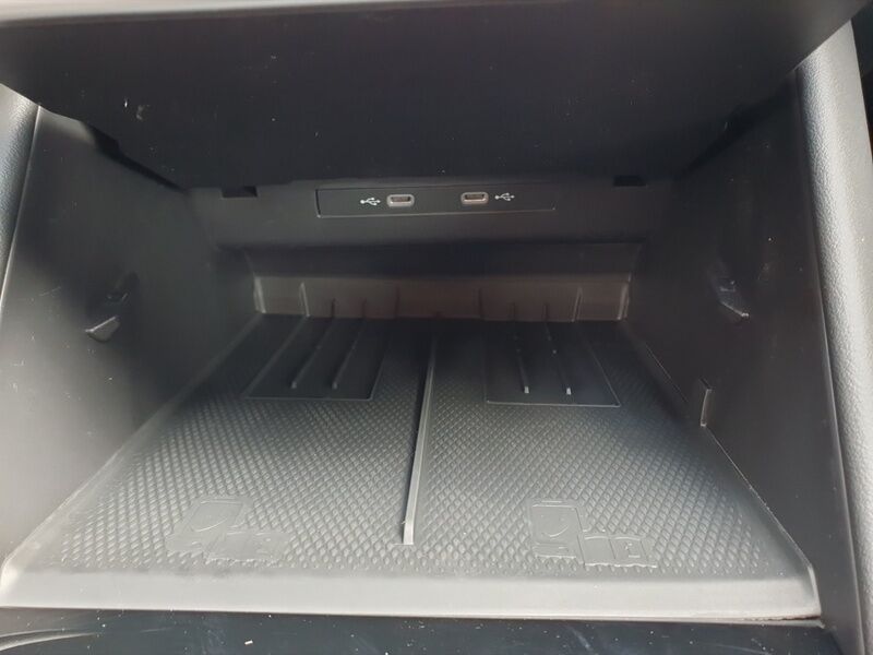 More views of Volkswagen Tayron