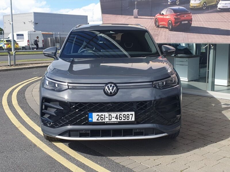 More views of Volkswagen Tayron