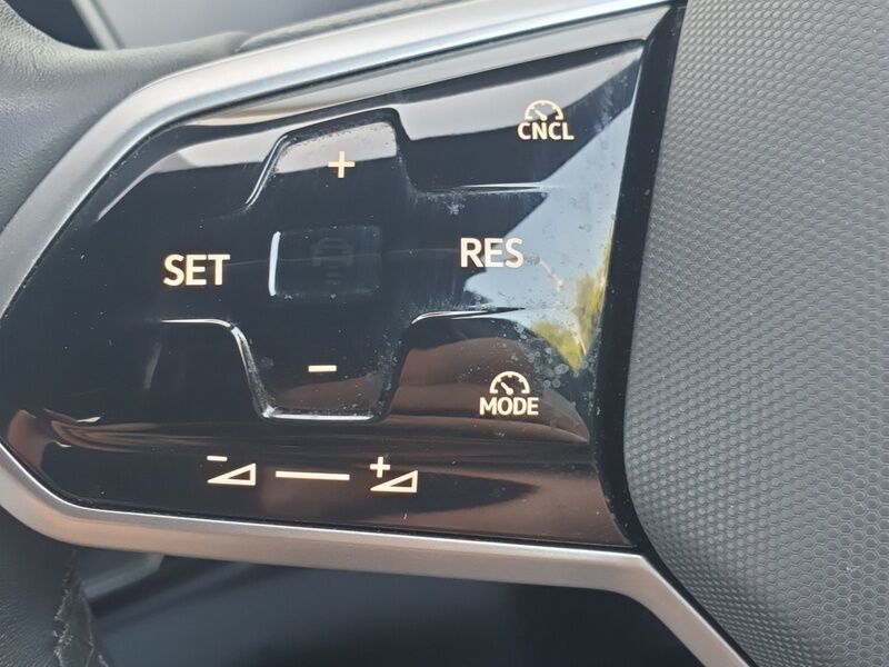 More views of Volkswagen ID.4