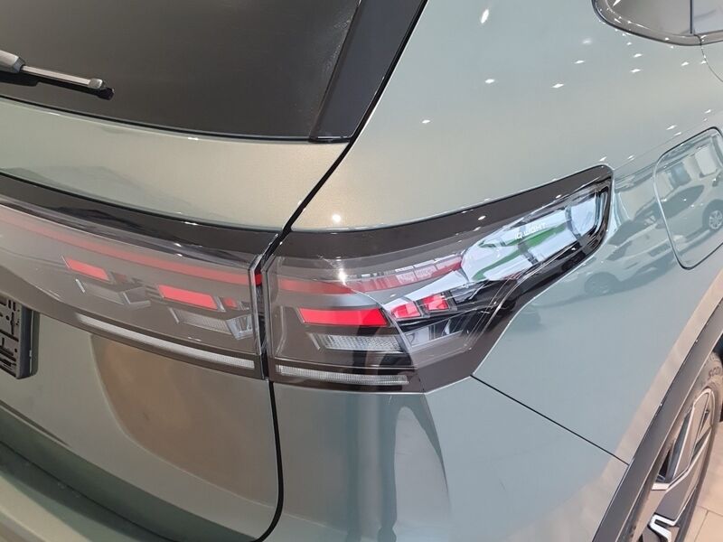 More views of Volkswagen Tiguan
