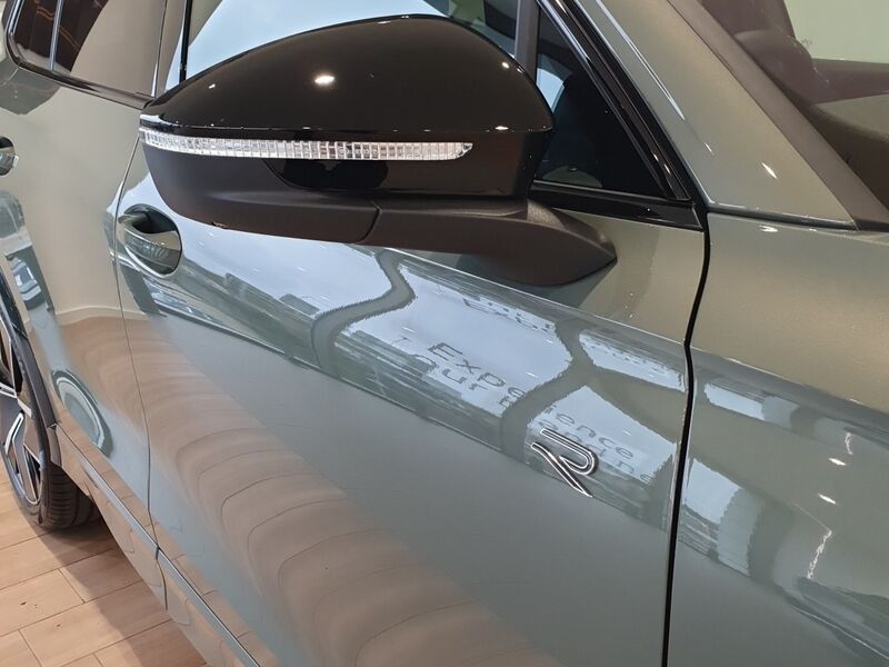 More views of Volkswagen Tiguan