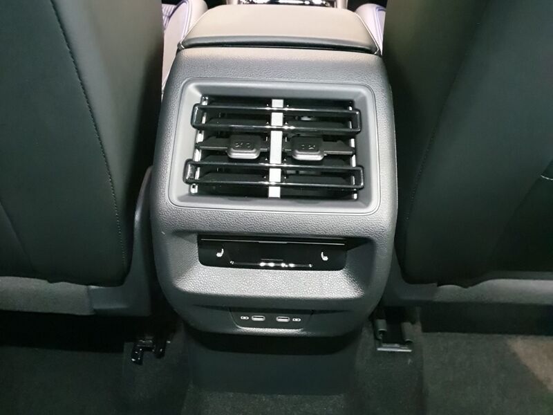 More views of Volkswagen Tiguan