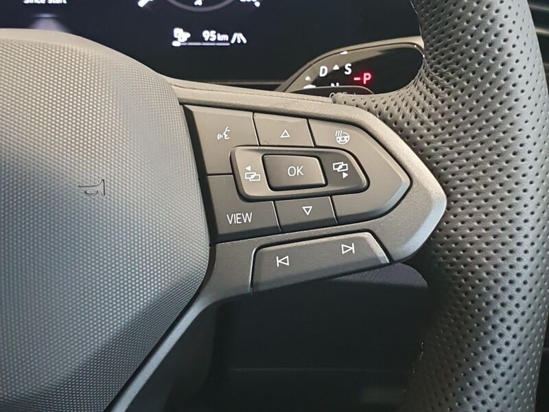 More views of Volkswagen Tiguan