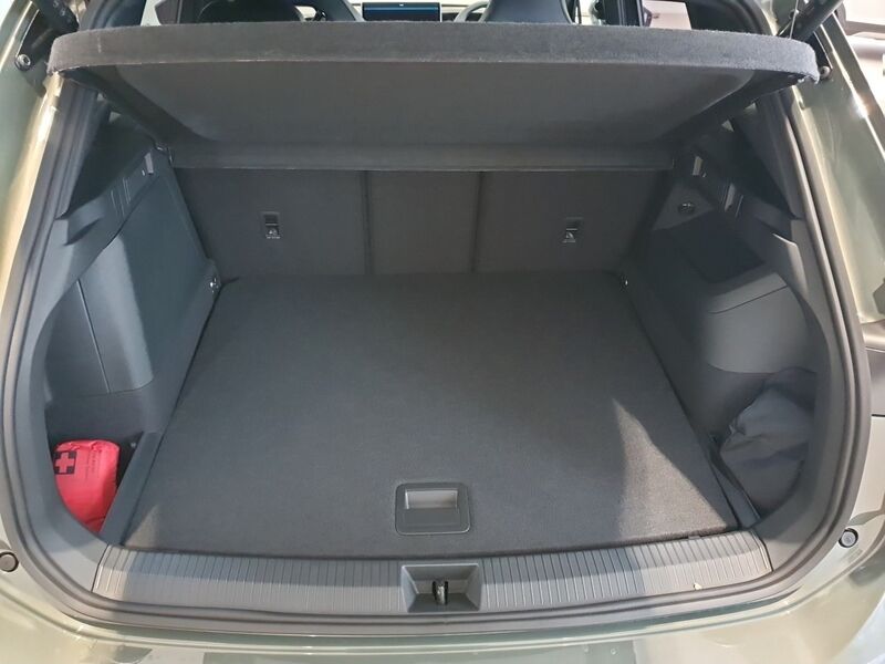 More views of Volkswagen Tiguan
