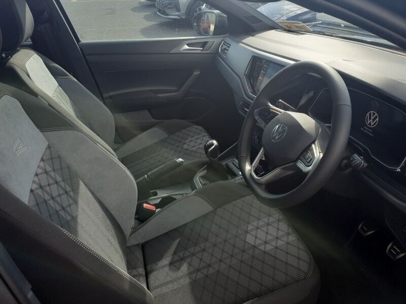 More views of Volkswagen Taigo