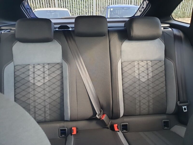 More views of Volkswagen Taigo