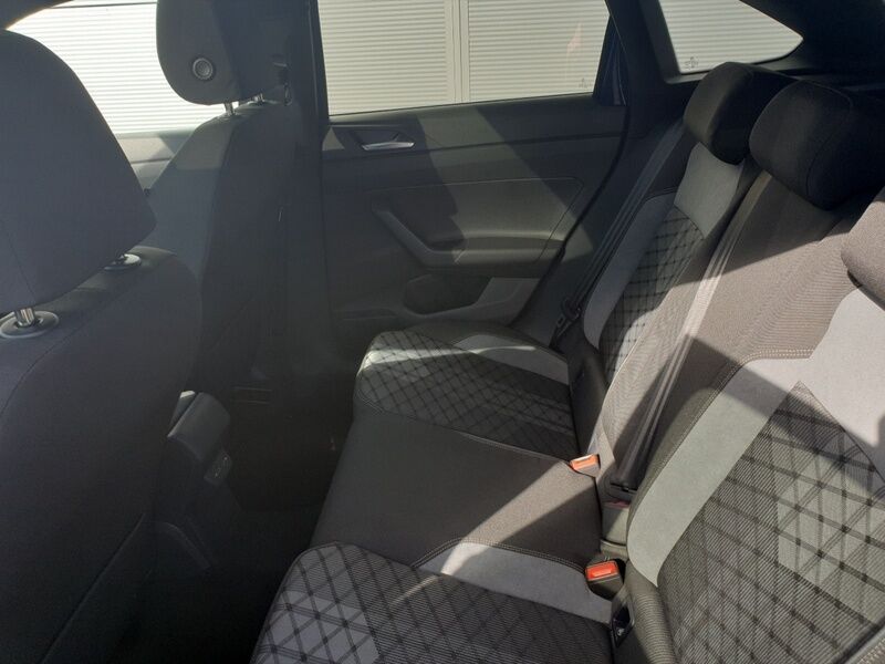 More views of Volkswagen Taigo
