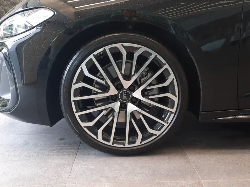 More views of Audi A5