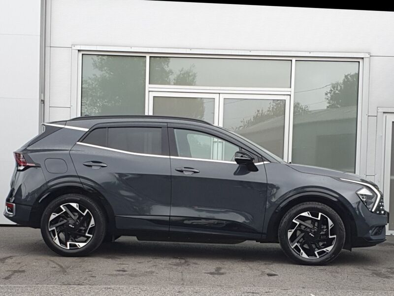 More views of Kia Sportage