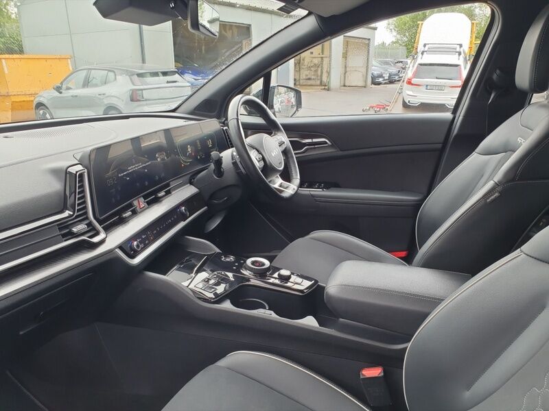 More views of Kia Sportage