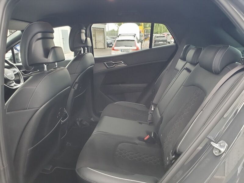 More views of Kia Sportage