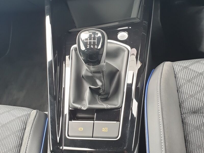 More views of Volkswagen Golf