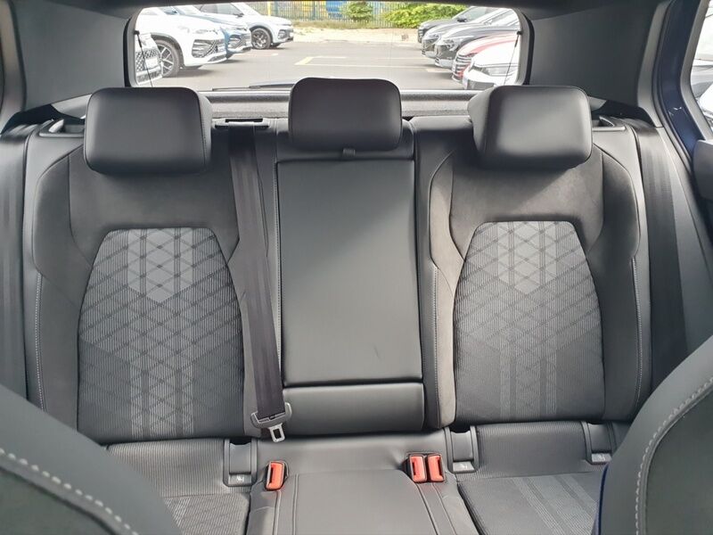More views of Volkswagen Golf