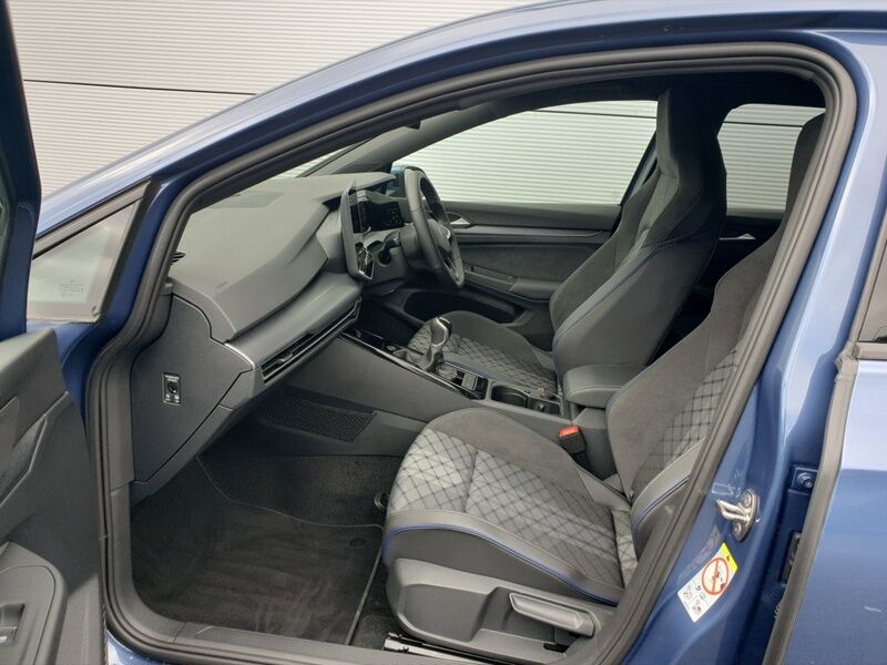 More views of Volkswagen Golf