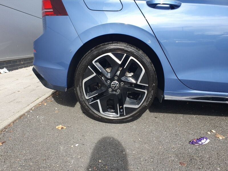 More views of Volkswagen Golf