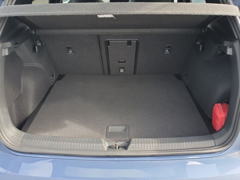 More views of Volkswagen Golf