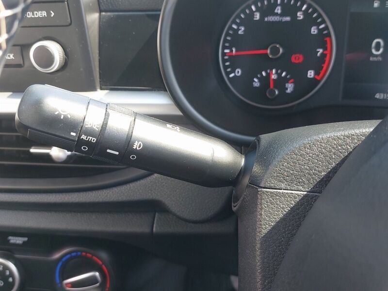 More views of Kia Picanto