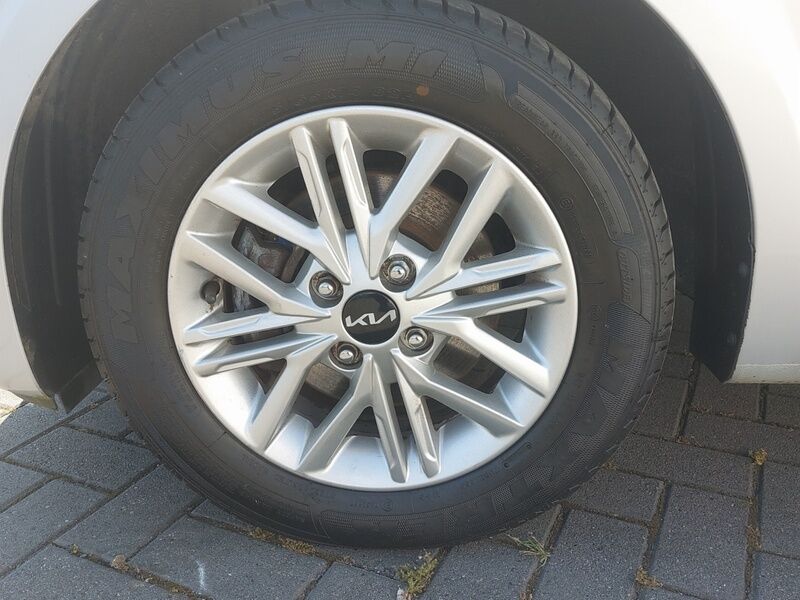 More views of Kia Picanto