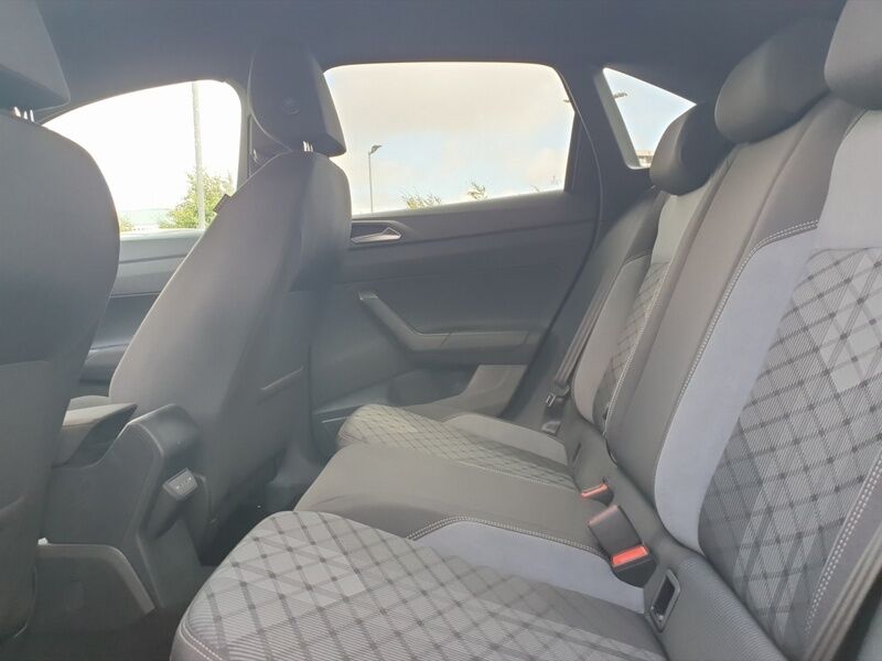 More views of Volkswagen Taigo