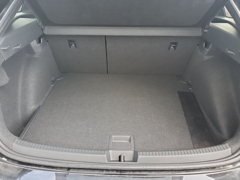 More views of Volkswagen Taigo