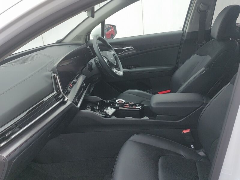 More views of Kia Sportage