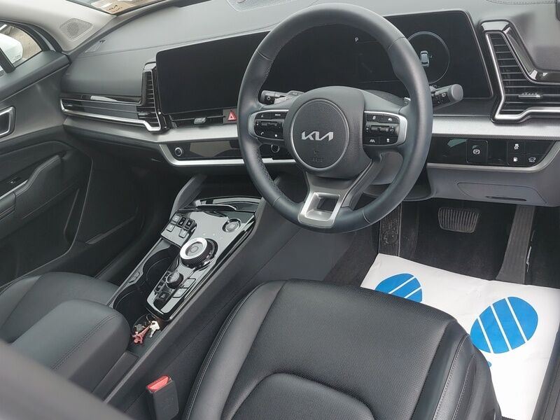 More views of Kia Sportage