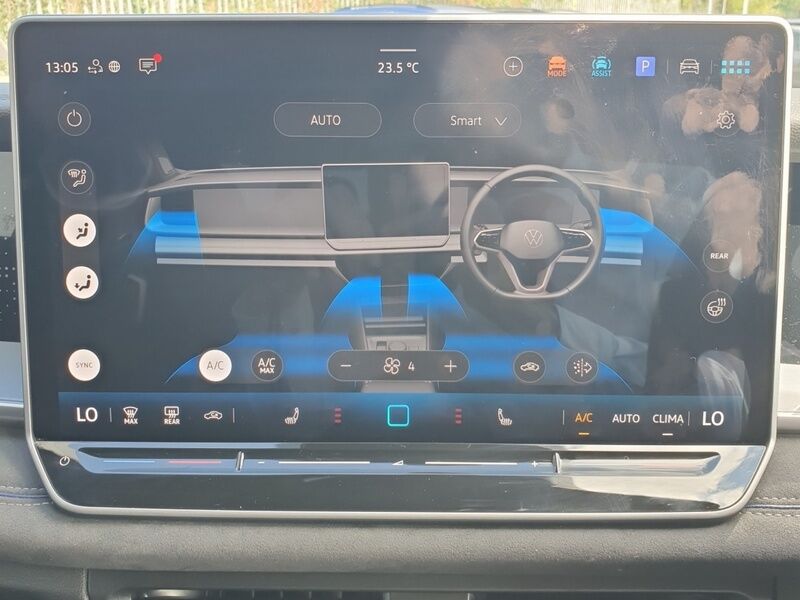 More views of Volkswagen Tayron