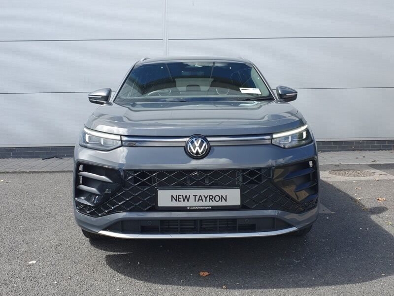 More views of Volkswagen Tayron
