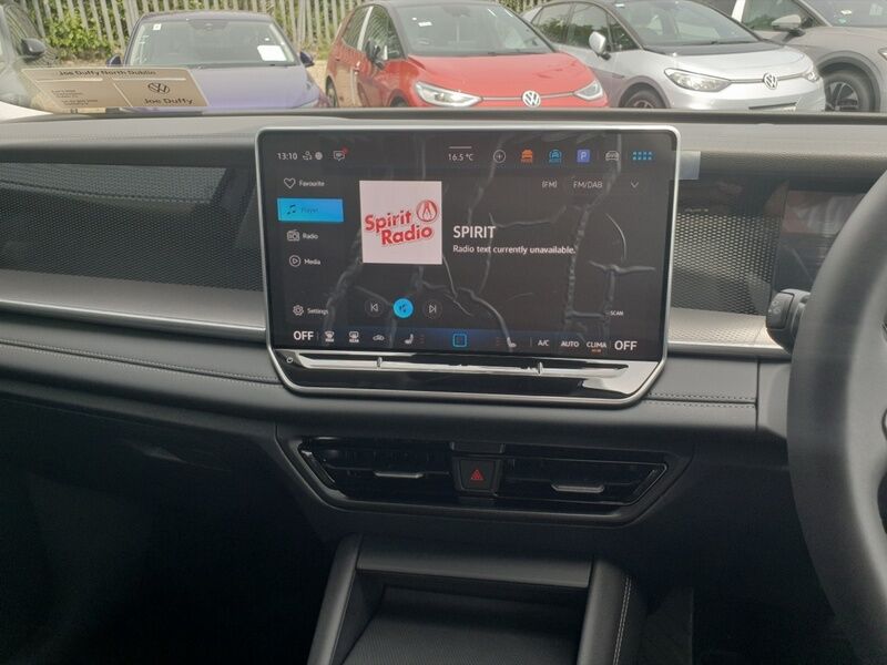 More views of Volkswagen Tayron