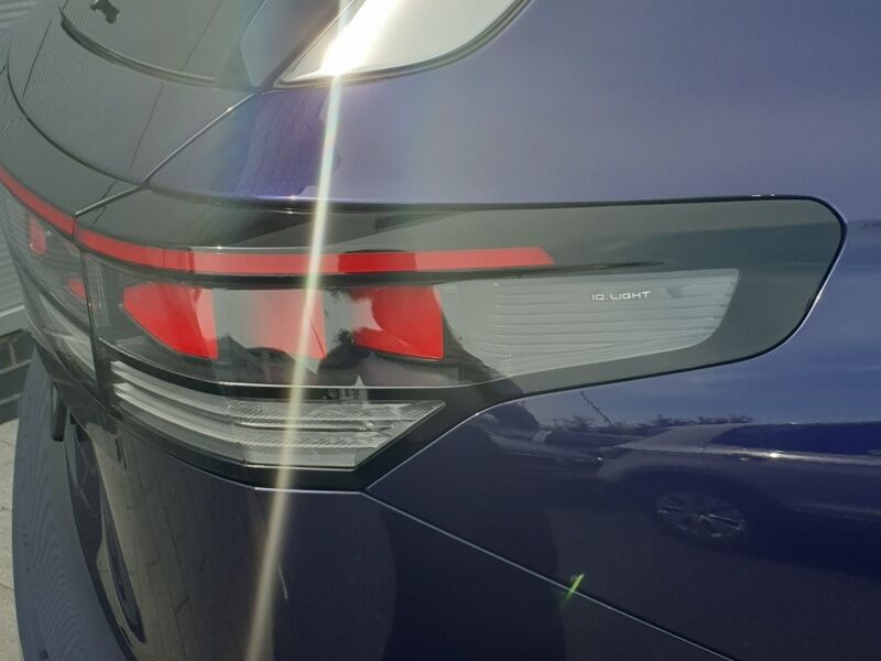 More views of Volkswagen Tayron