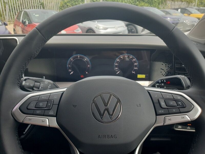 More views of Volkswagen Tayron