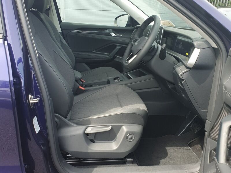 More views of Volkswagen Tayron