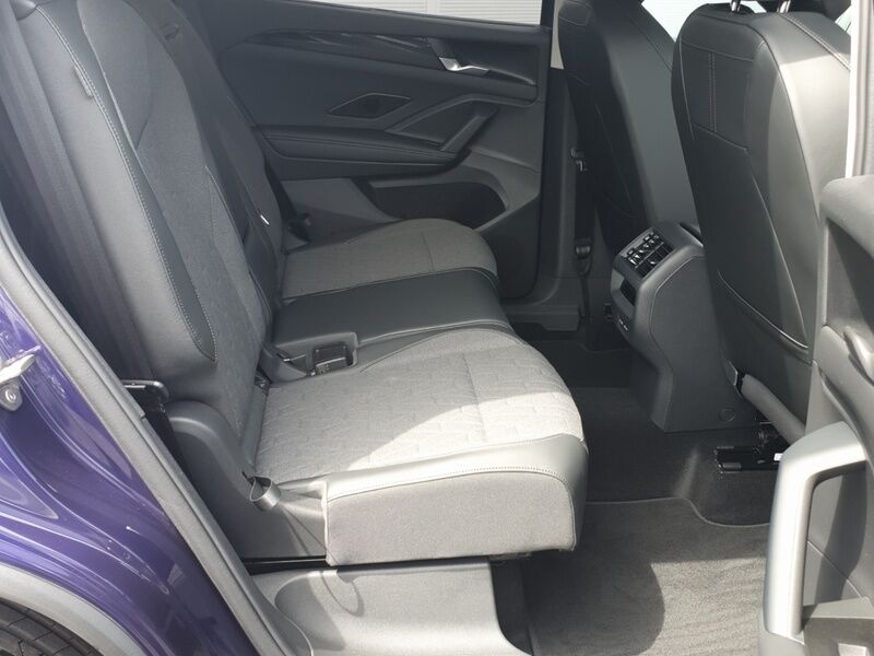 More views of Volkswagen Tayron
