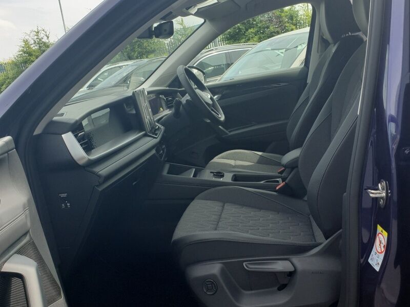 More views of Volkswagen Tayron