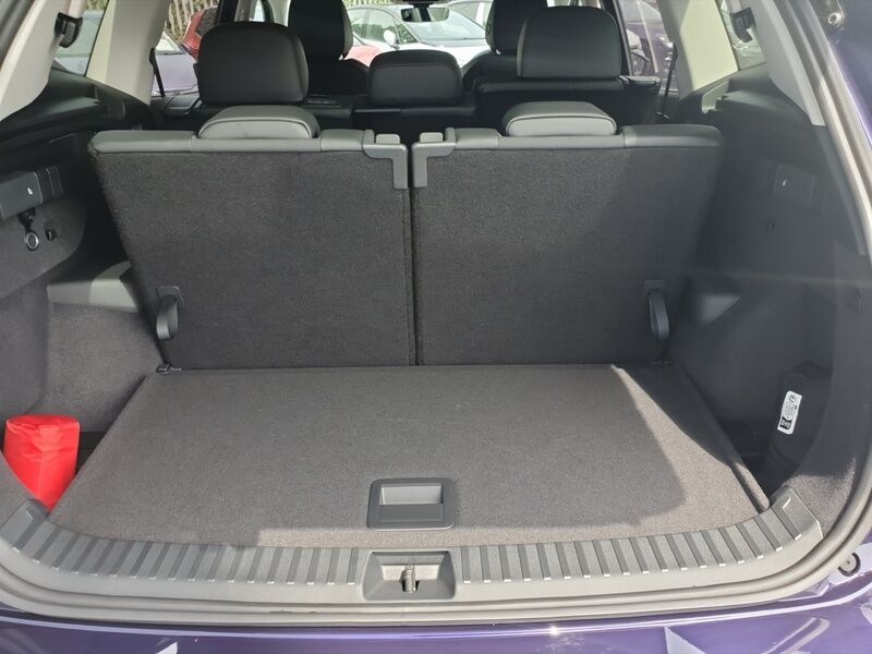 More views of Volkswagen Tayron