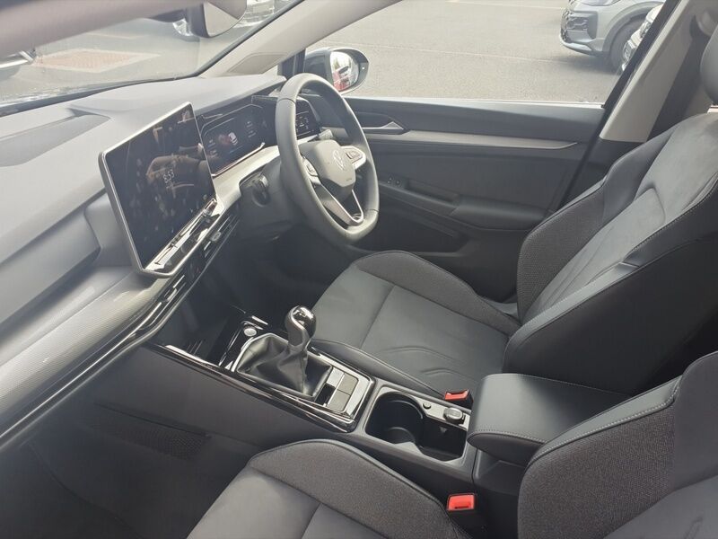 More views of Volkswagen Golf